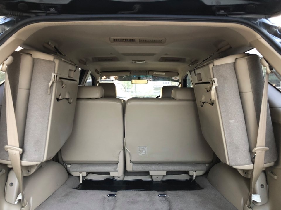 Toyota Fortuner GEN 1 ไมเนอร์เชนจ์ 2 ปี 2012 สีดำ (รูปที่ 11)