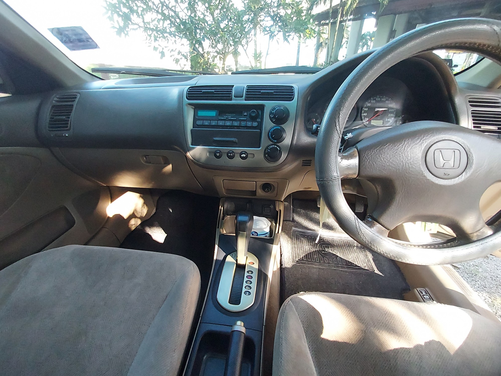 มือสอง รถบ้านมือเดียว ผู้หญิงใช้ ไม่เคยชนหนัก ไม่เคยจมน้ำ Honda Civic dimension ปี2002 เกียร์ ออโต้ เครื่อง 1700 cc (รูปที่ 5)