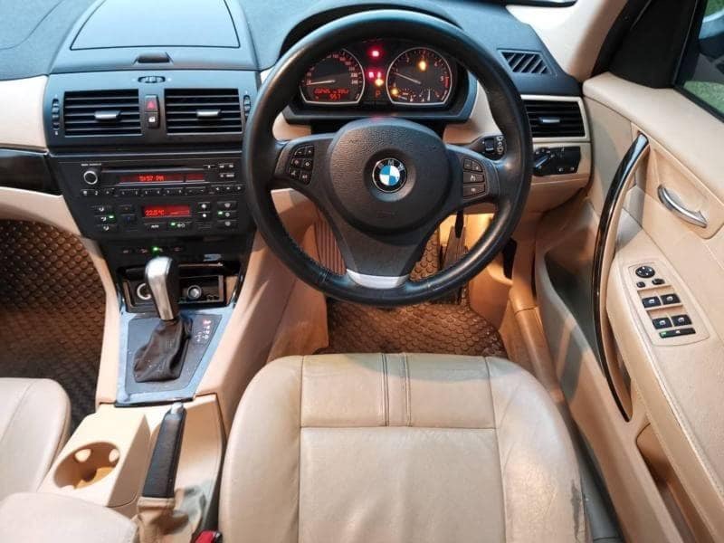 BMW X3 E83 ปี 2010 สีขาว (รูปที่ 11)