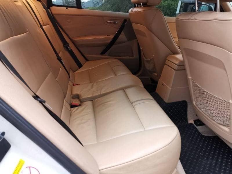 BMW X3 E83 ปี 2010 สีขาว (รูปที่ 13)