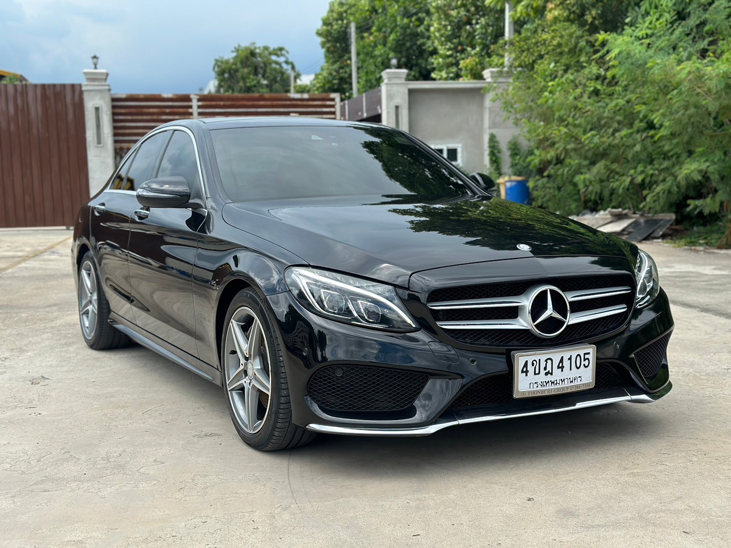 2016 Mercedes-Benz C-Class W205 C300 สีดำ