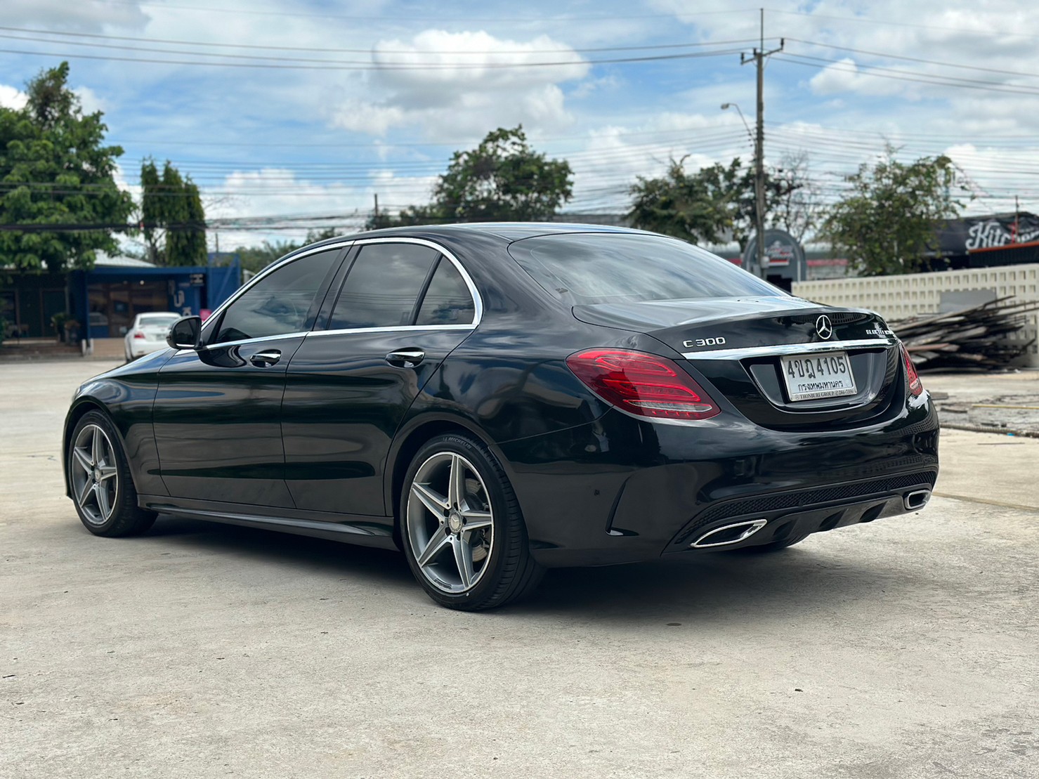 2016 Mercedes-Benz C-Class W205 C300 สีดำ