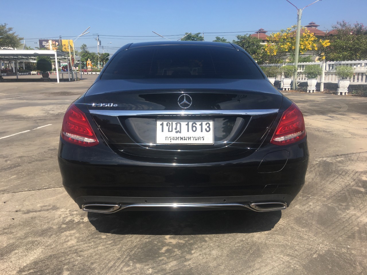 Mercedes-Benz C-Class W206 C350e AMG สีดำ (รูปที่ 10)