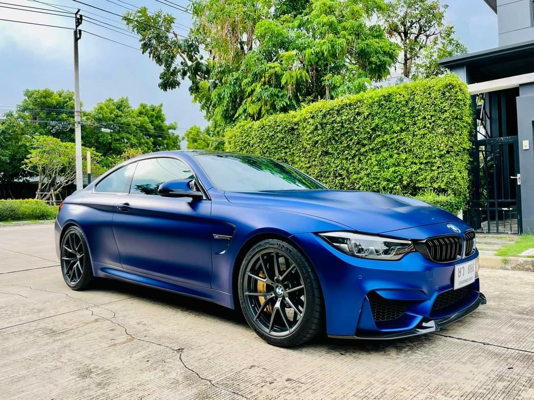2018 BMW M4 สีน้ำเงิน (รูปที่ 15)