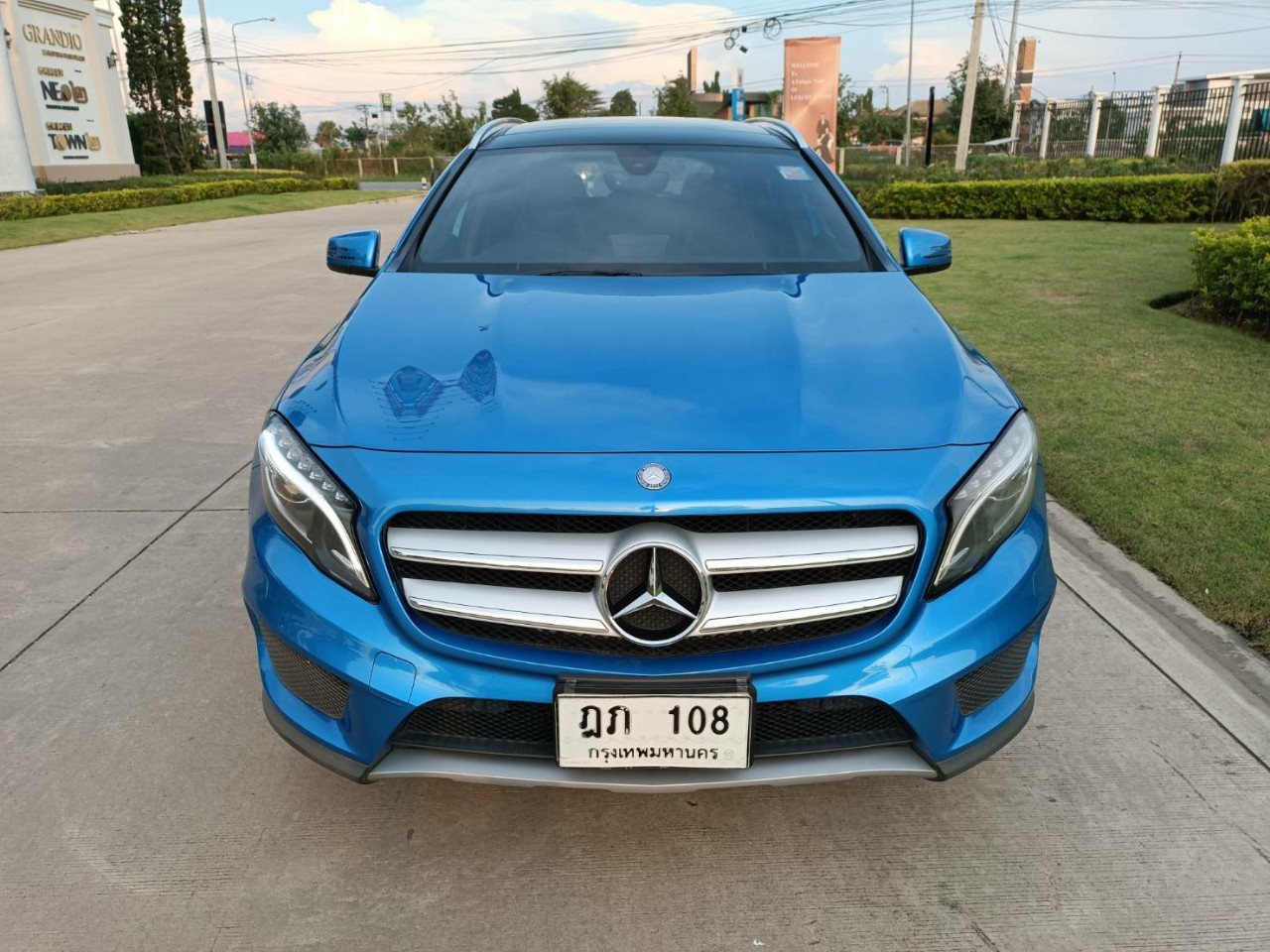 2017 Mercedes-Benz GLA-Class X156 GLA200 สีฟ้า (รูปที่ 15)