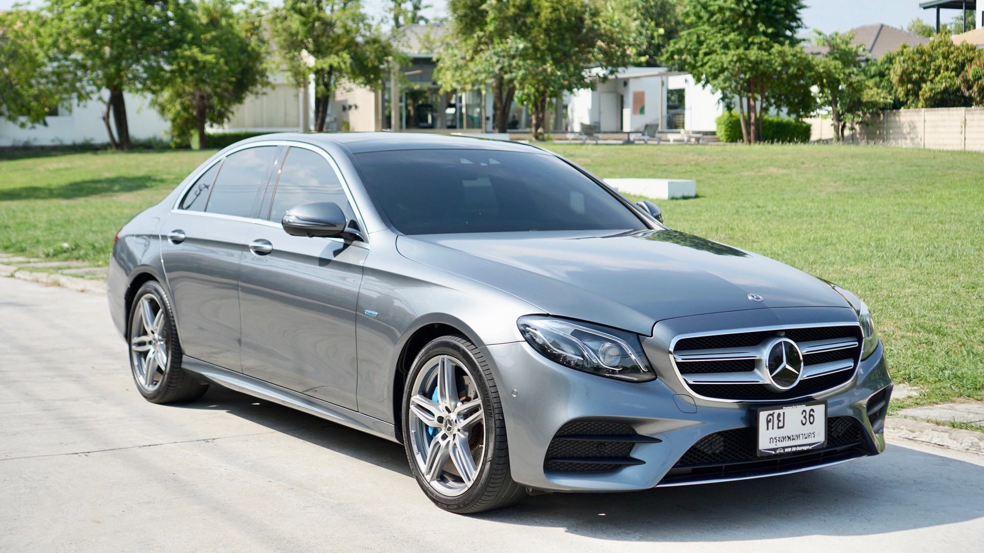 2017 Mercedes-Benz E-Class W212 E350 สีเทา
