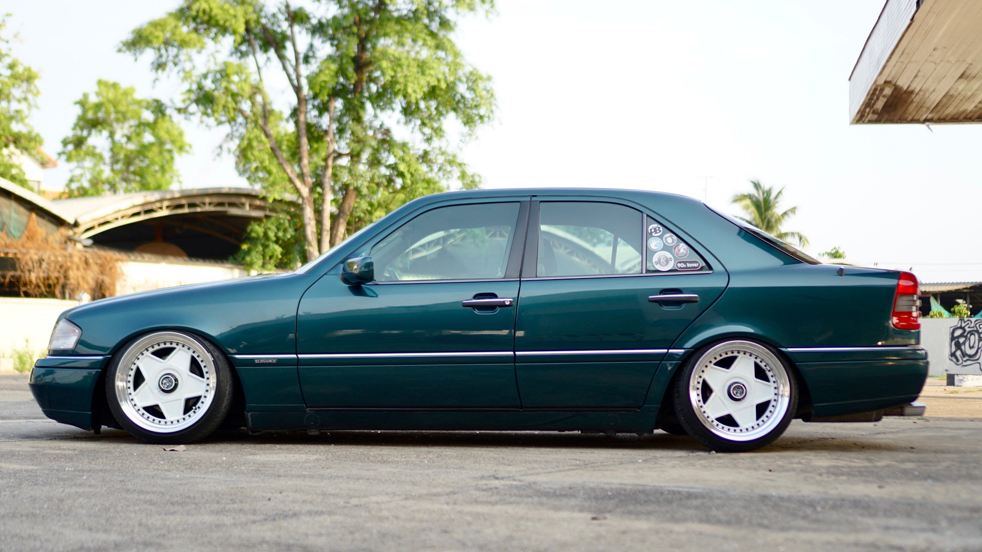 2000 Mercedes-Benz C-Class C220 สีเขียว (รูปที่ 4)
