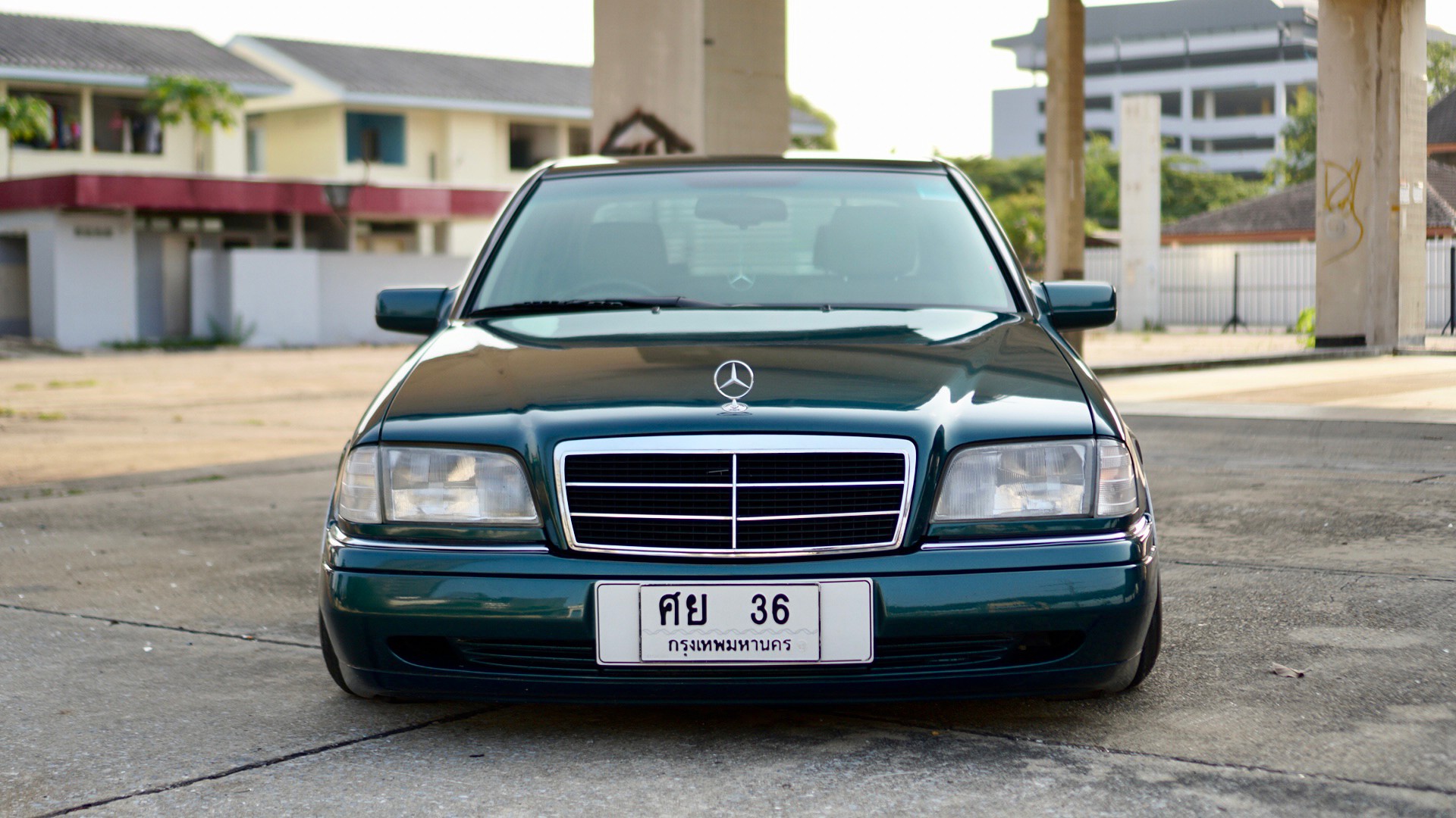2000 Mercedes-Benz C-Class C220 สีเขียว (รูปที่ 2)