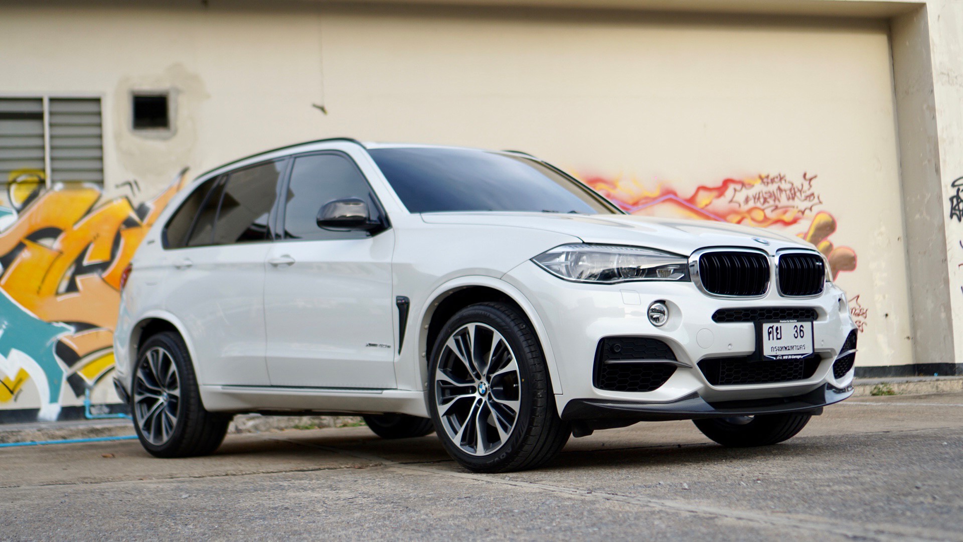 2017 BMW X5 F15 สีขาว
