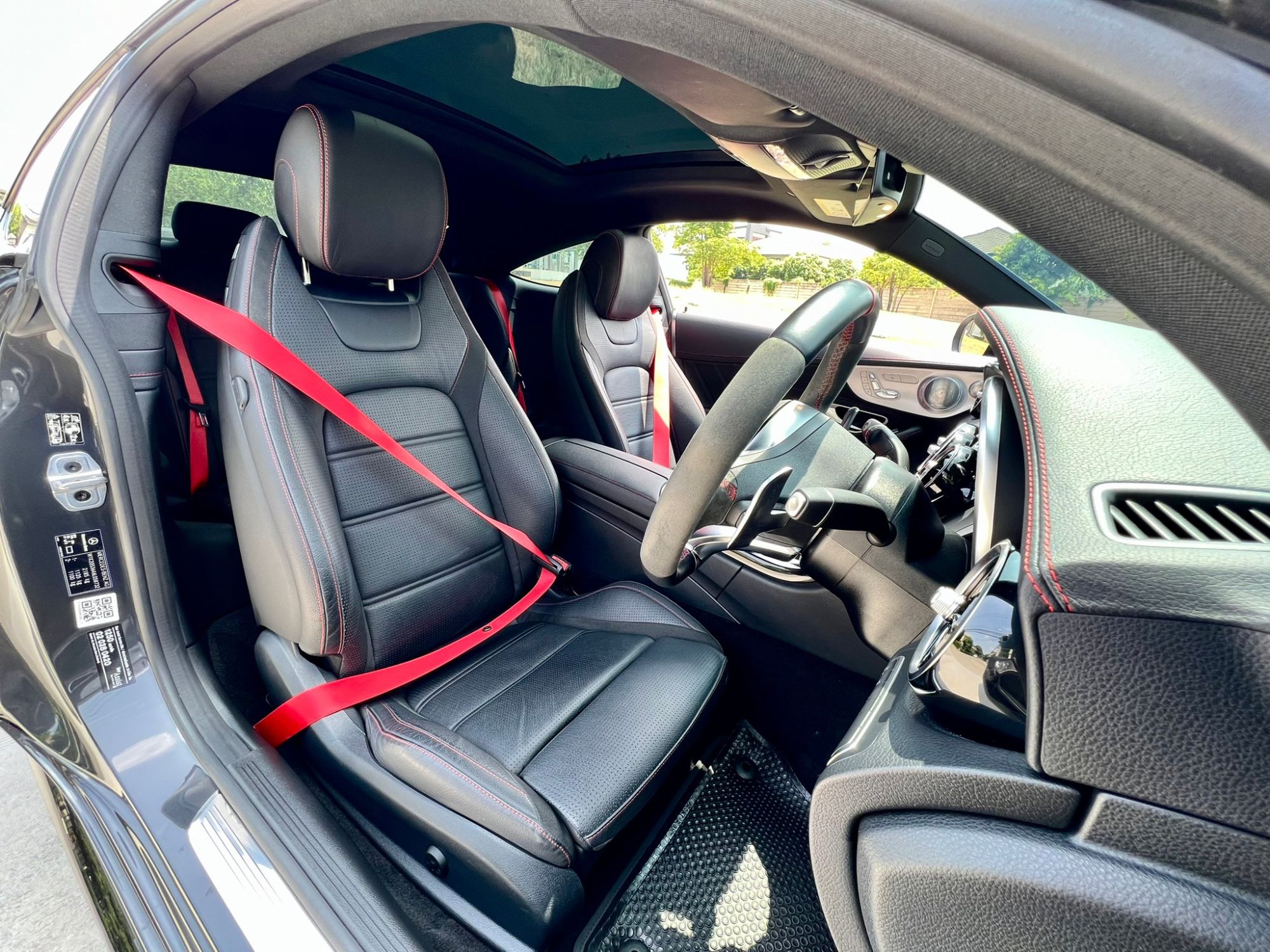 2021 Mercedes-Benz C-Class C205 C43 AMG สีดำ (รูปที่ 8)