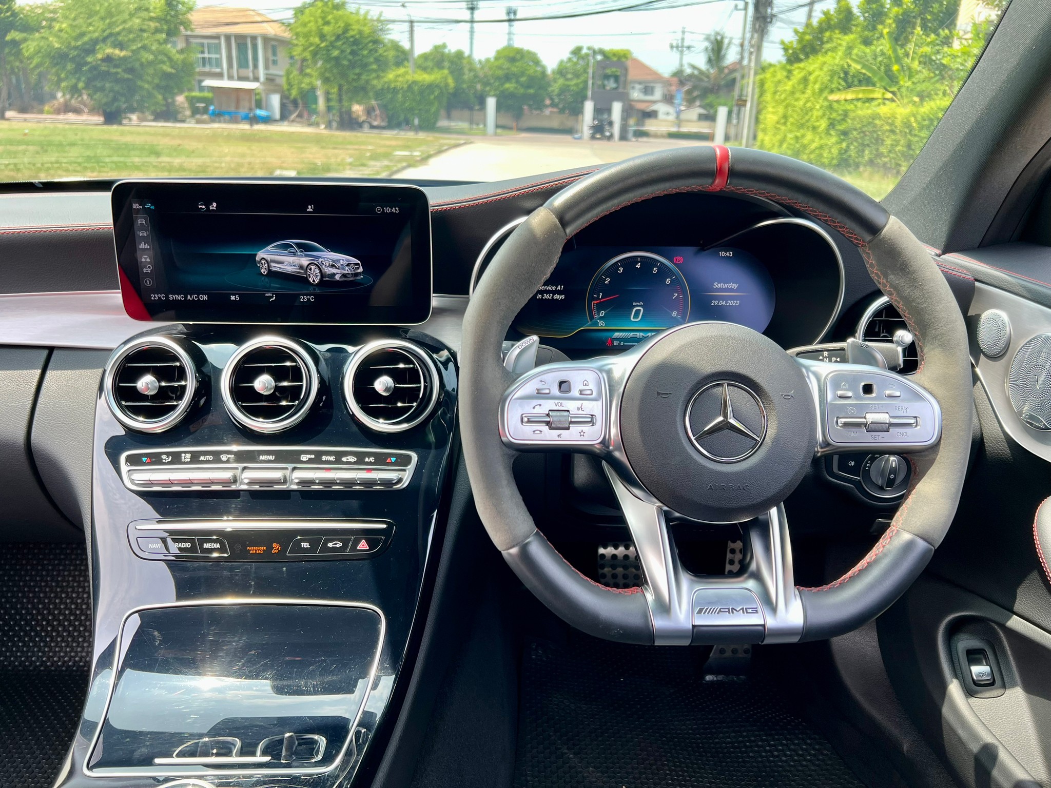 2021 Mercedes-Benz C-Class C205 C43 AMG สีดำ (รูปที่ 10)