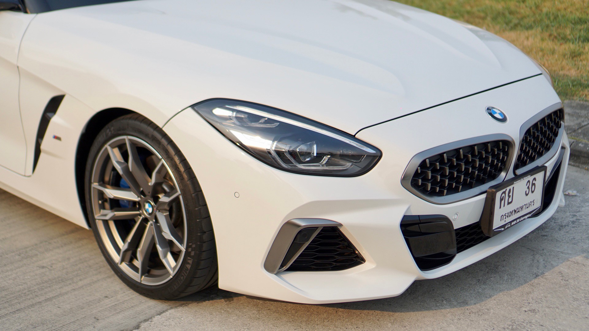 2019 BMW Z4 G29 สีขาว (รูปที่ 2)