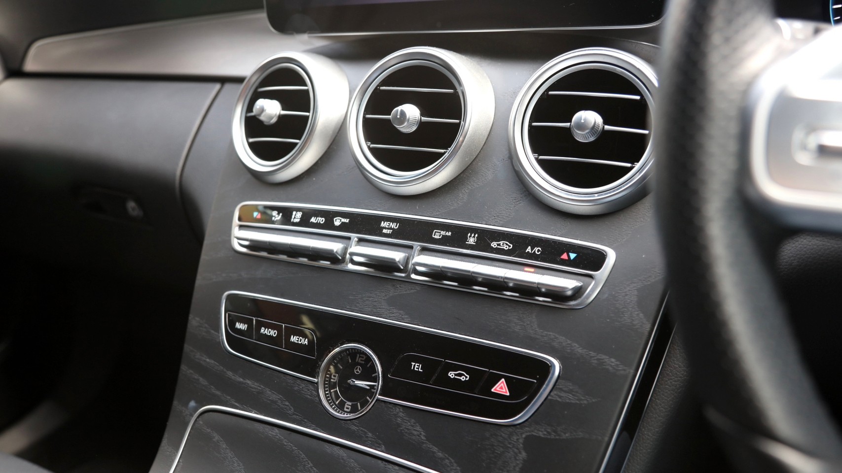 2022 Mercedes-Benz C-Class W205 C300 สีดำ (รูปที่ 5)
