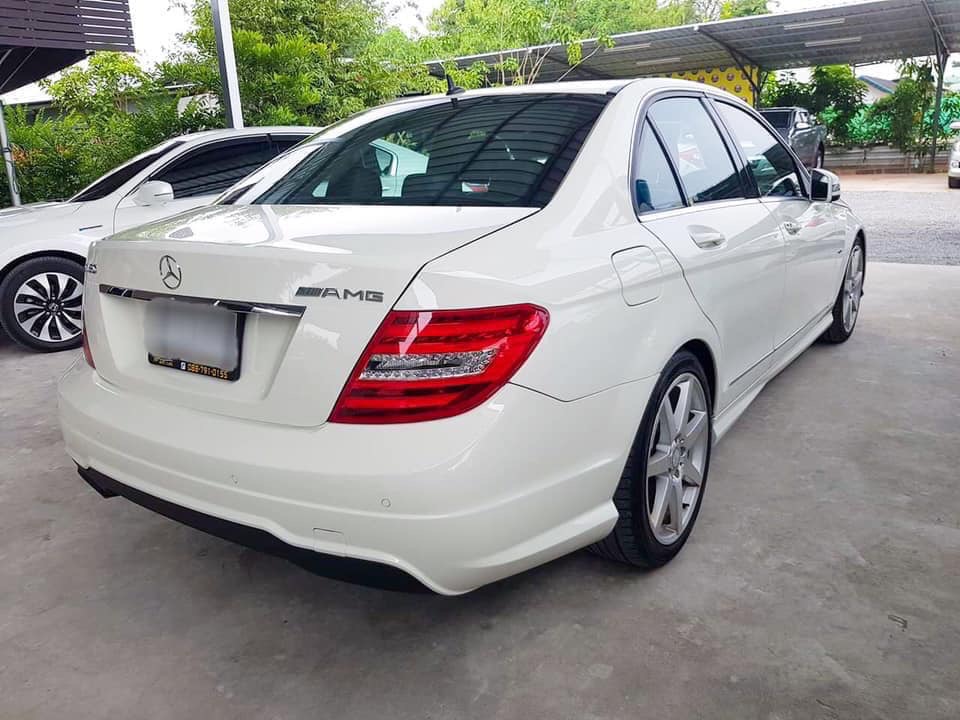 Mercedes-Benz C-Class W204 C180 ปี 2013 สีขาว (รูปที่ 4)