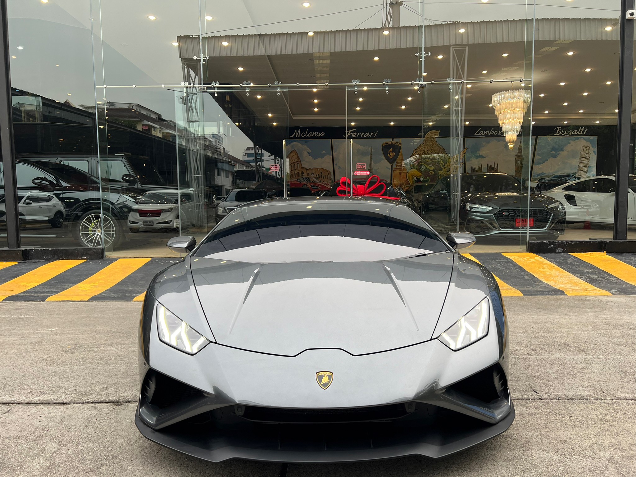 2021 Lamborghini Huracan EVO RWD สีดำ (รูปที่ 7)