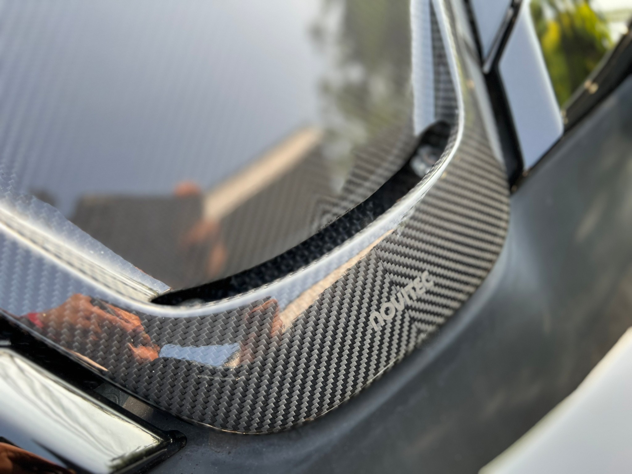 2021 McLaren 720S สีดำ (รูปที่ 13)