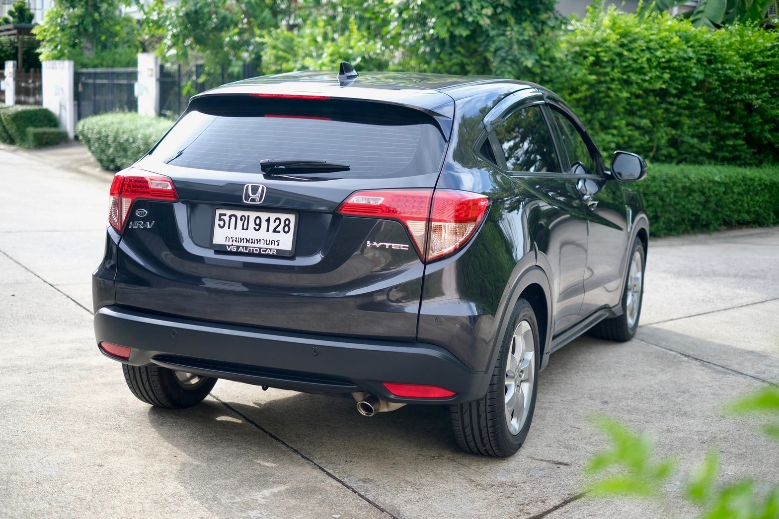 Honda HR-V 1.8E ปี2015 สีเทา ออโต้ เบนซิน ปรับราคา (รูปที่ 16)