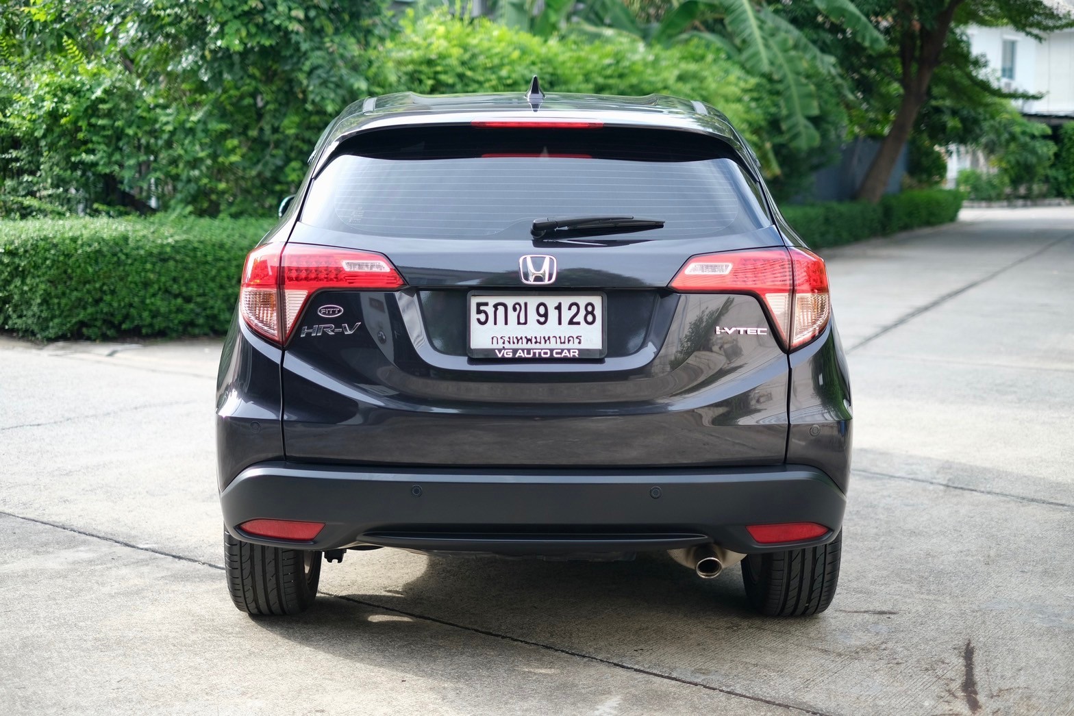 Honda HR-V 1.8E ปี2015 สีเทา ออโต้ เบนซิน ปรับราคา (รูปที่ 14)
