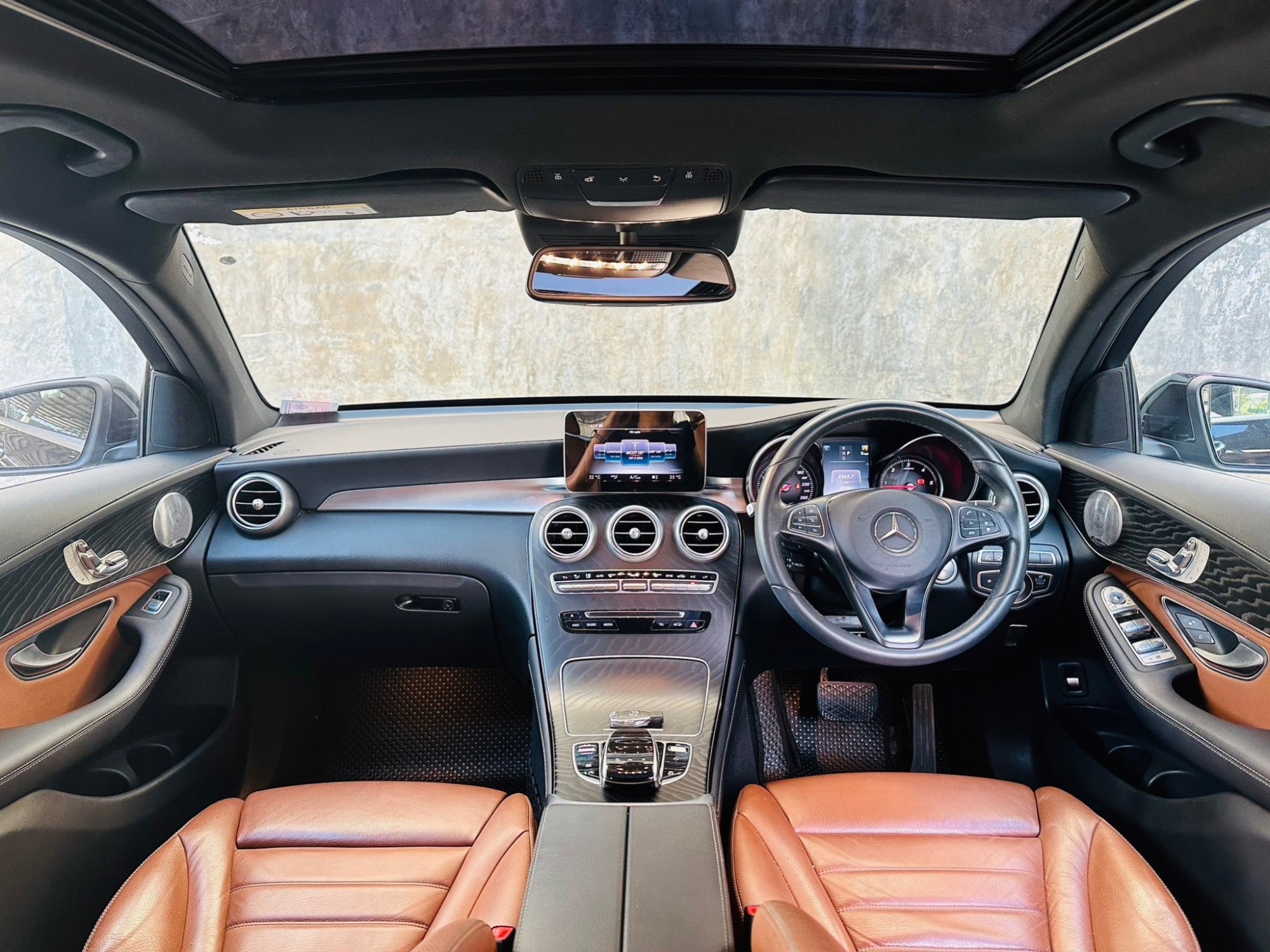 2018 Mercedes-Benz GLC-Class X253,C253 GLC250 สีดำ (รูปที่ 4)