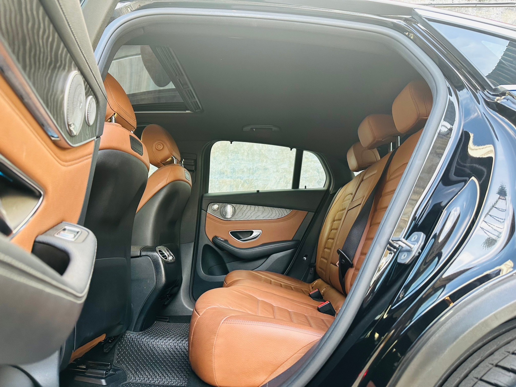 2018 Mercedes-Benz GLC-Class X253,C253 GLC250 สีดำ (รูปที่ 16)