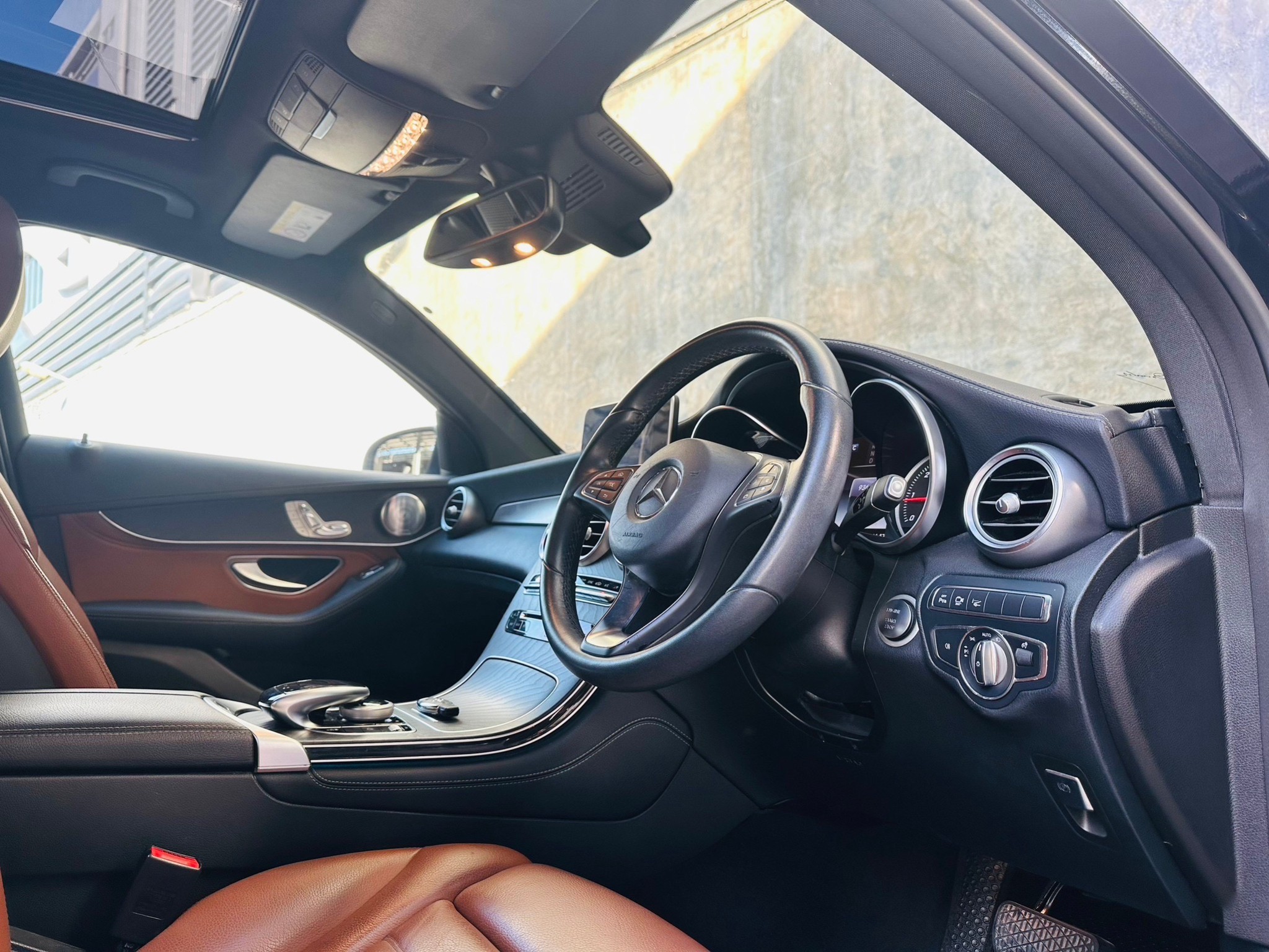 2018 Mercedes-Benz GLC-Class X253,C253 GLC250 สีดำ (รูปที่ 10)