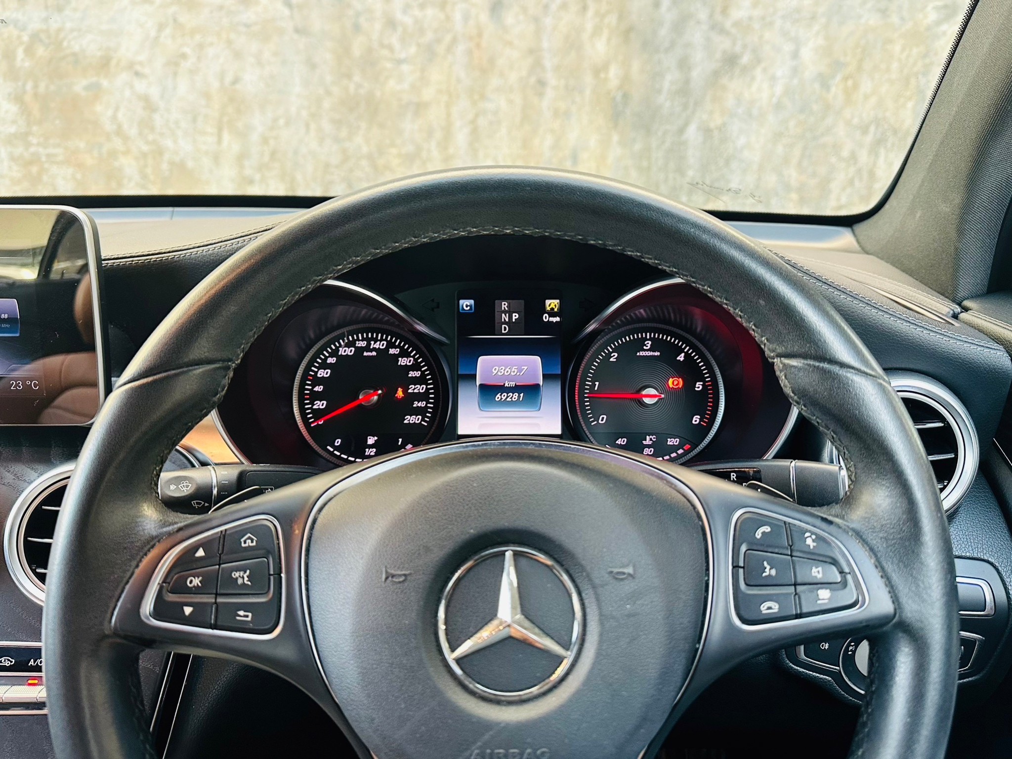2018 Mercedes-Benz GLC-Class X253,C253 GLC250 สีดำ (รูปที่ 12)