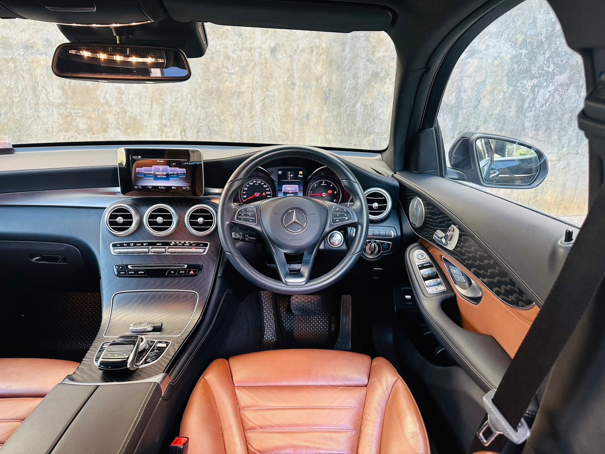 2018 Mercedes-Benz GLC-Class X253,C253 GLC250 สีดำ (รูปที่ 11)