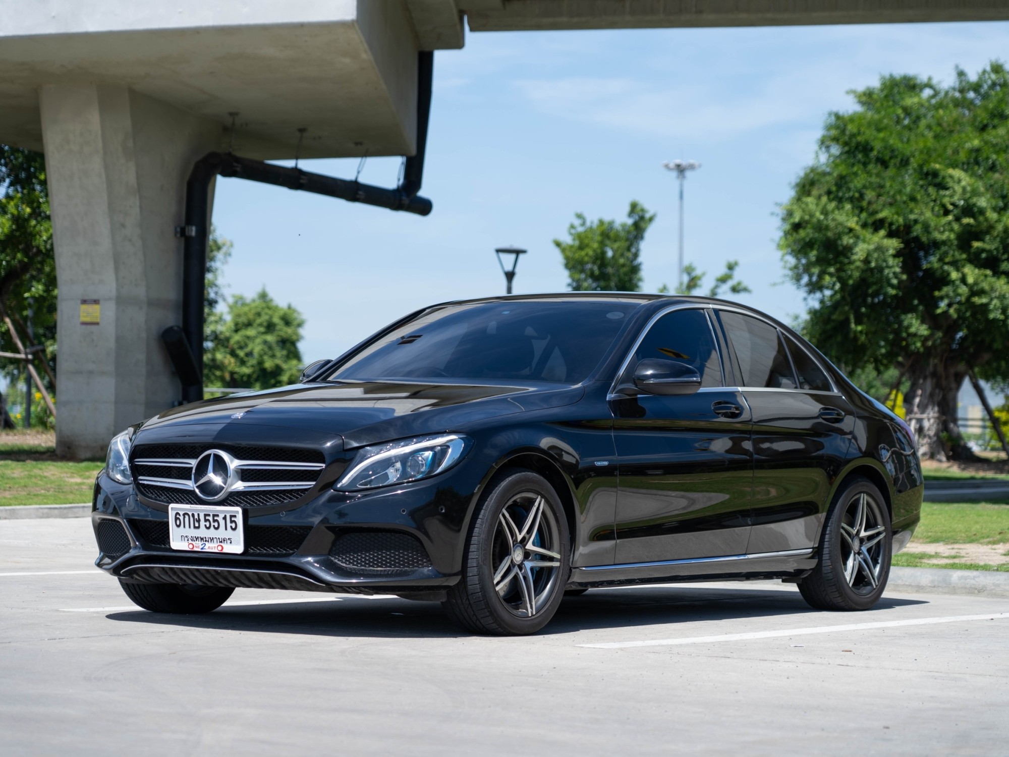 2017 Mercedes-Benz C-Class W206 C350e AMG สีดำ