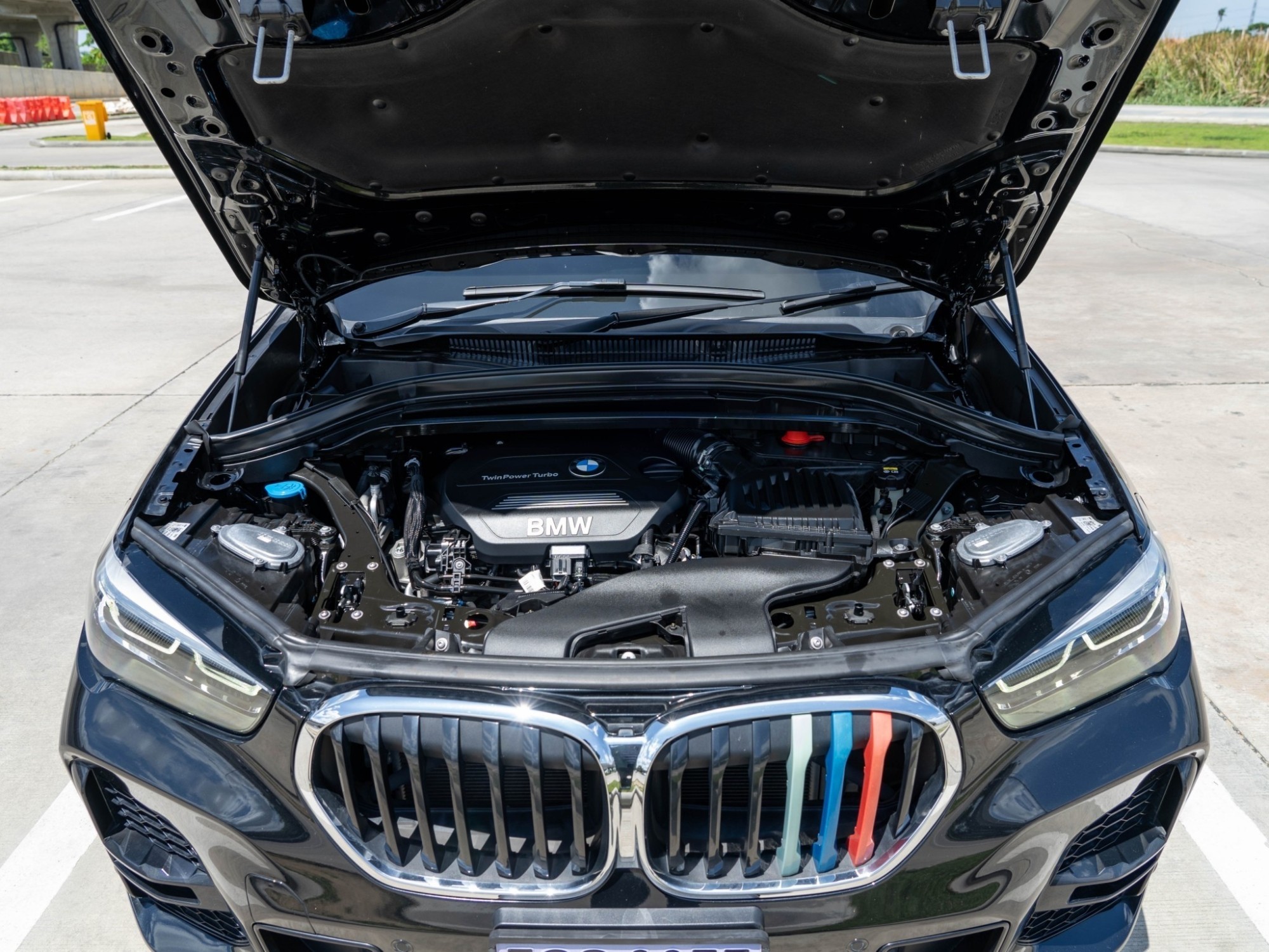 2021 BMW X1 U11 สีดำ (รูปที่ 12)