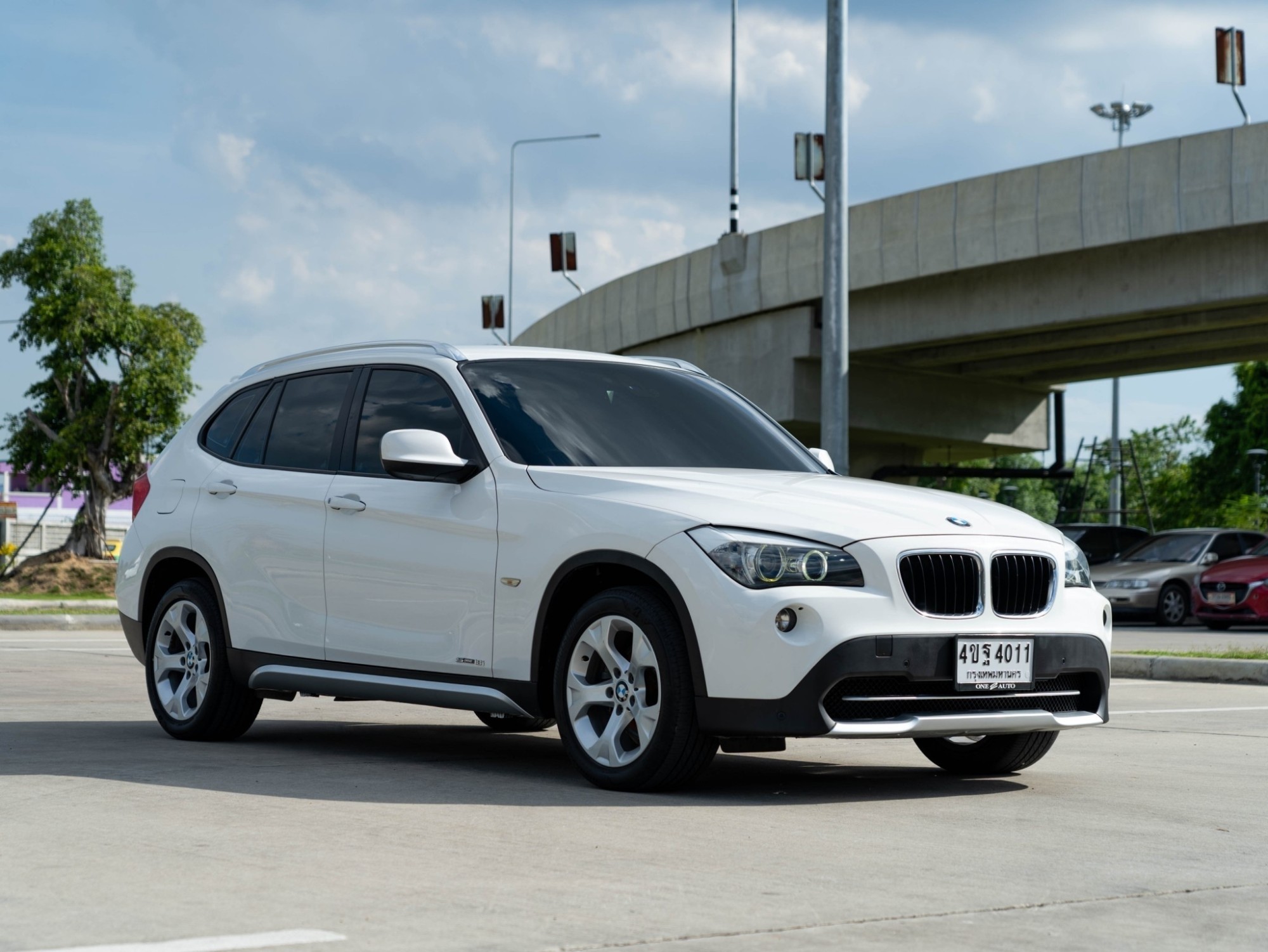 2012 BMW X1 E84 สีขาว (รูปที่ 17)