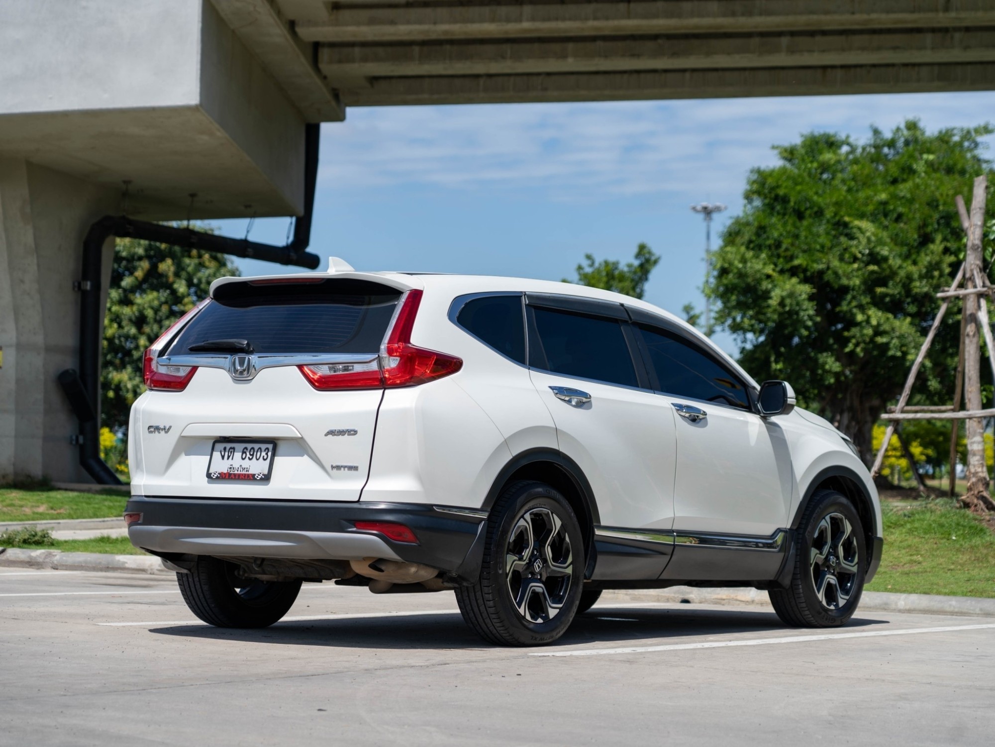 2018 Honda CR-V สีขาว (รูปที่ 10)