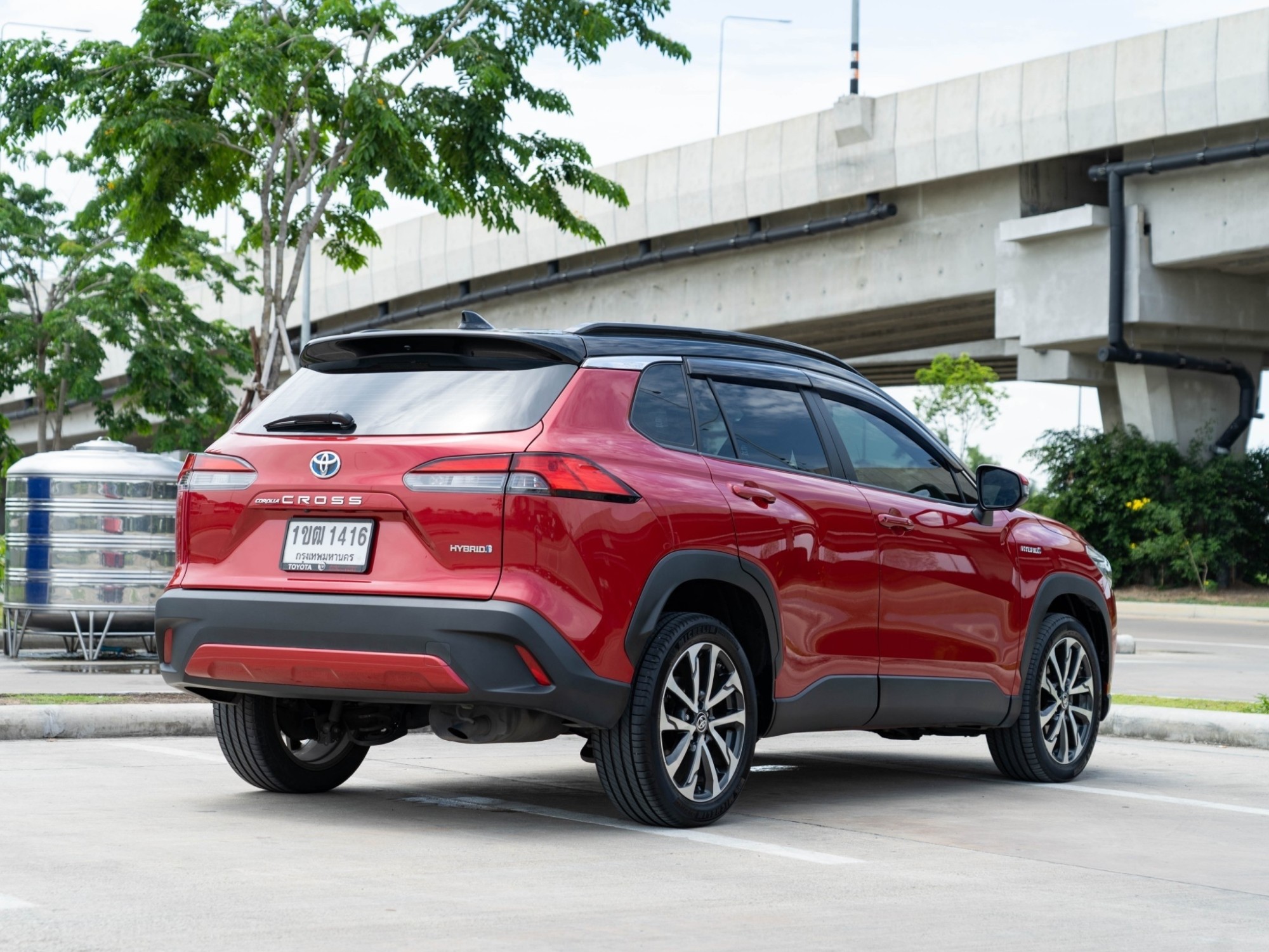 2020 Toyota Corolla Cross สีแดง (รูปที่ 12)