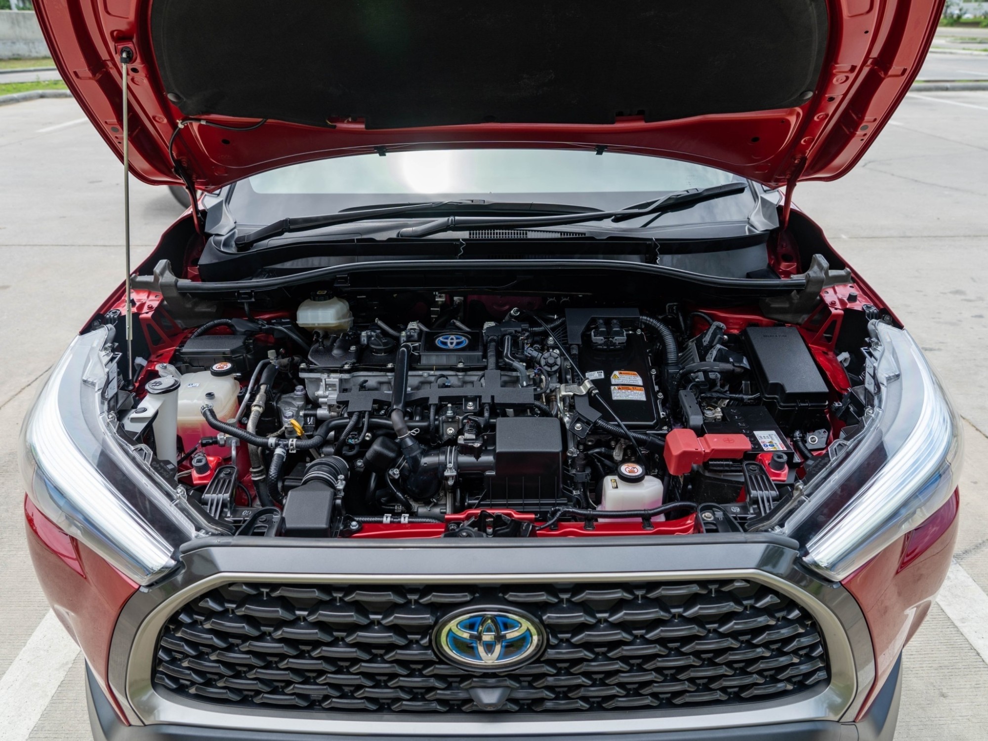 2020 Toyota Corolla Cross สีแดง (รูปที่ 10)