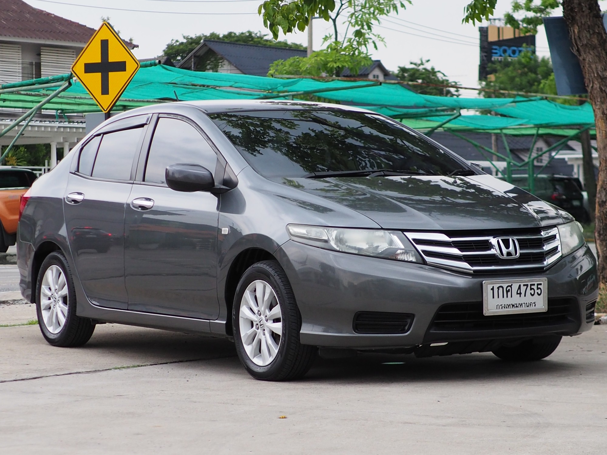 2013 Honda City สีเทา