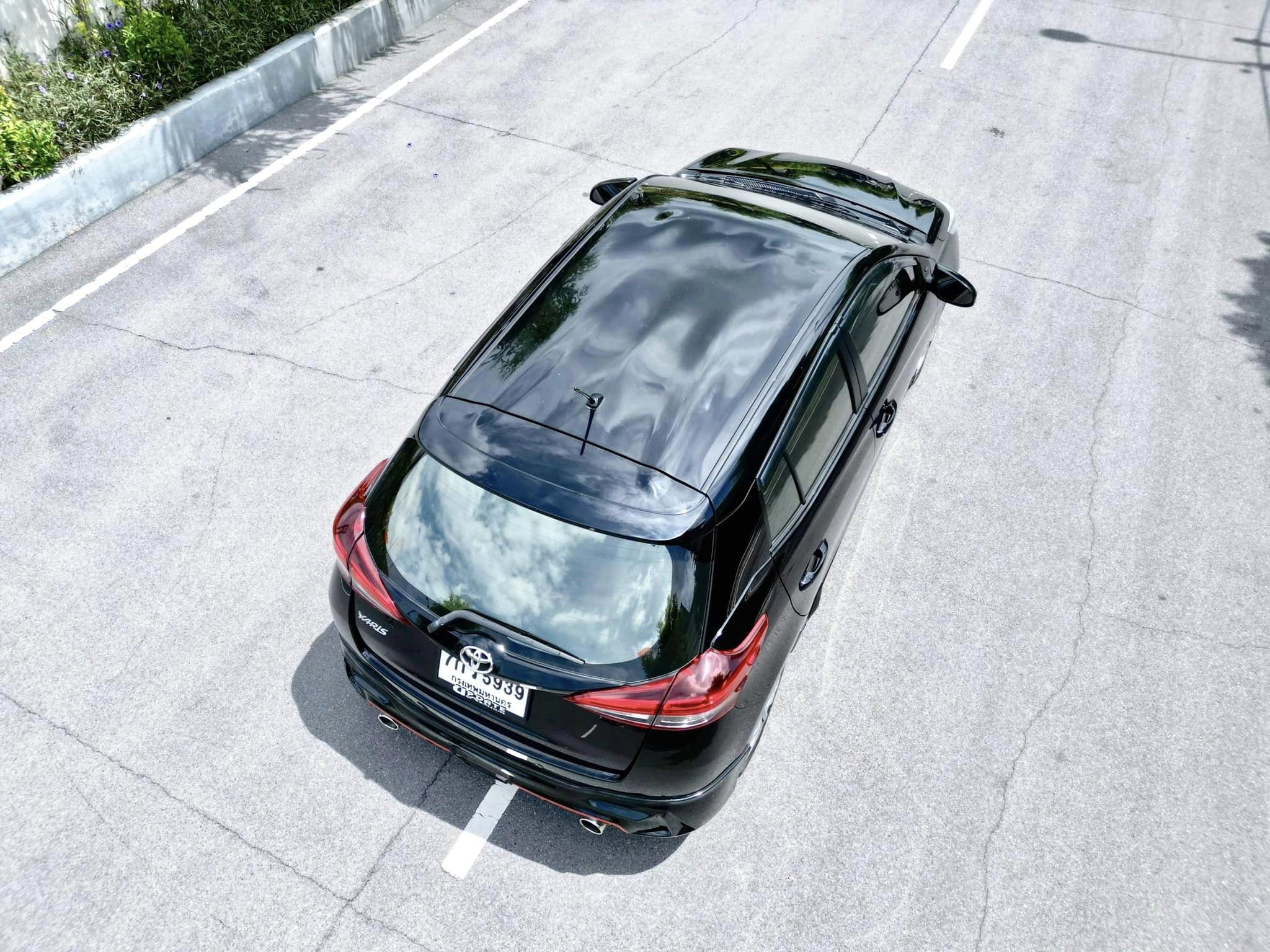 Toyota Yaris 5Dr. Hatchback รถมือเดียว สวยจับใจ (รูปที่ 9)