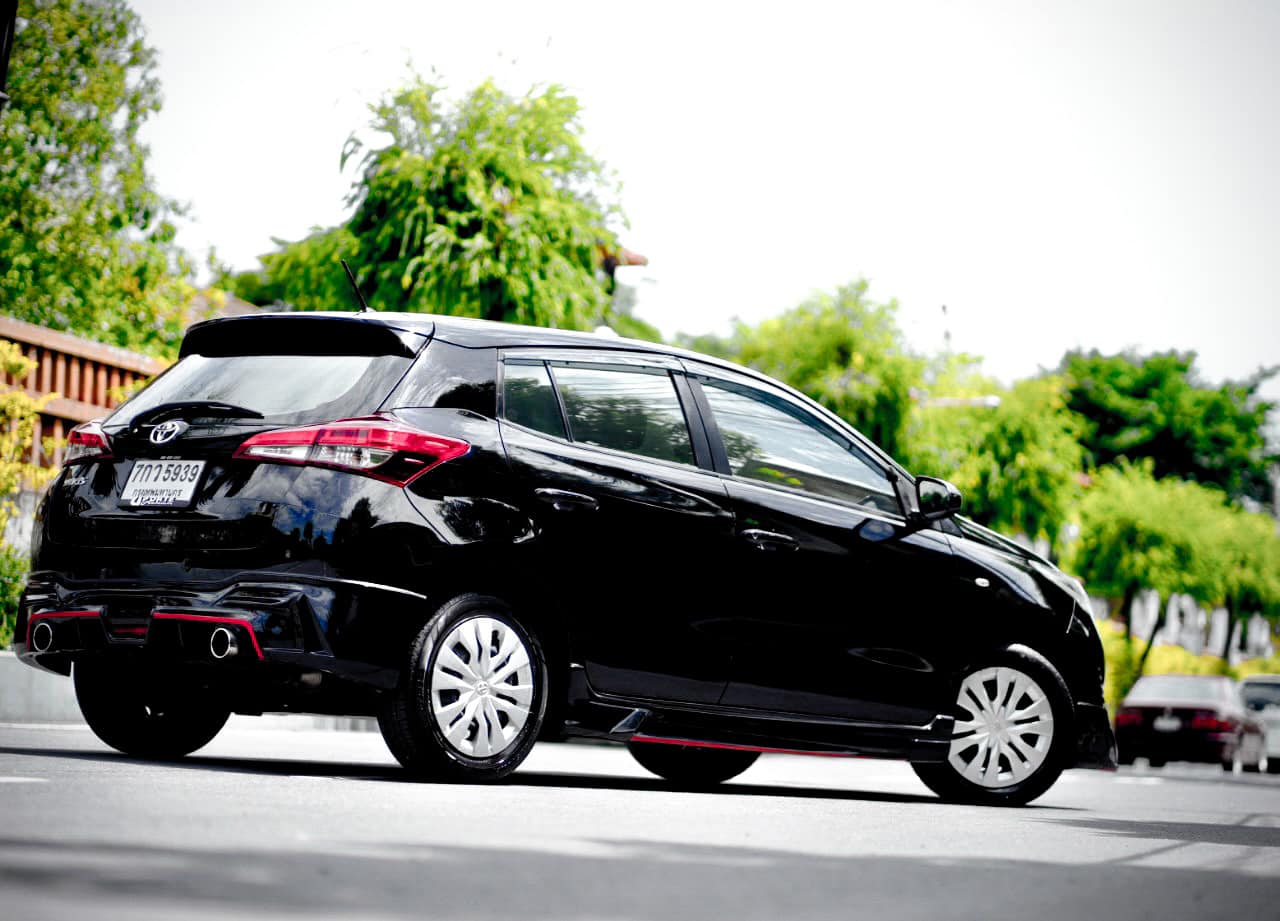 Toyota Yaris 5Dr. Hatchback รถมือเดียว สวยจับใจ