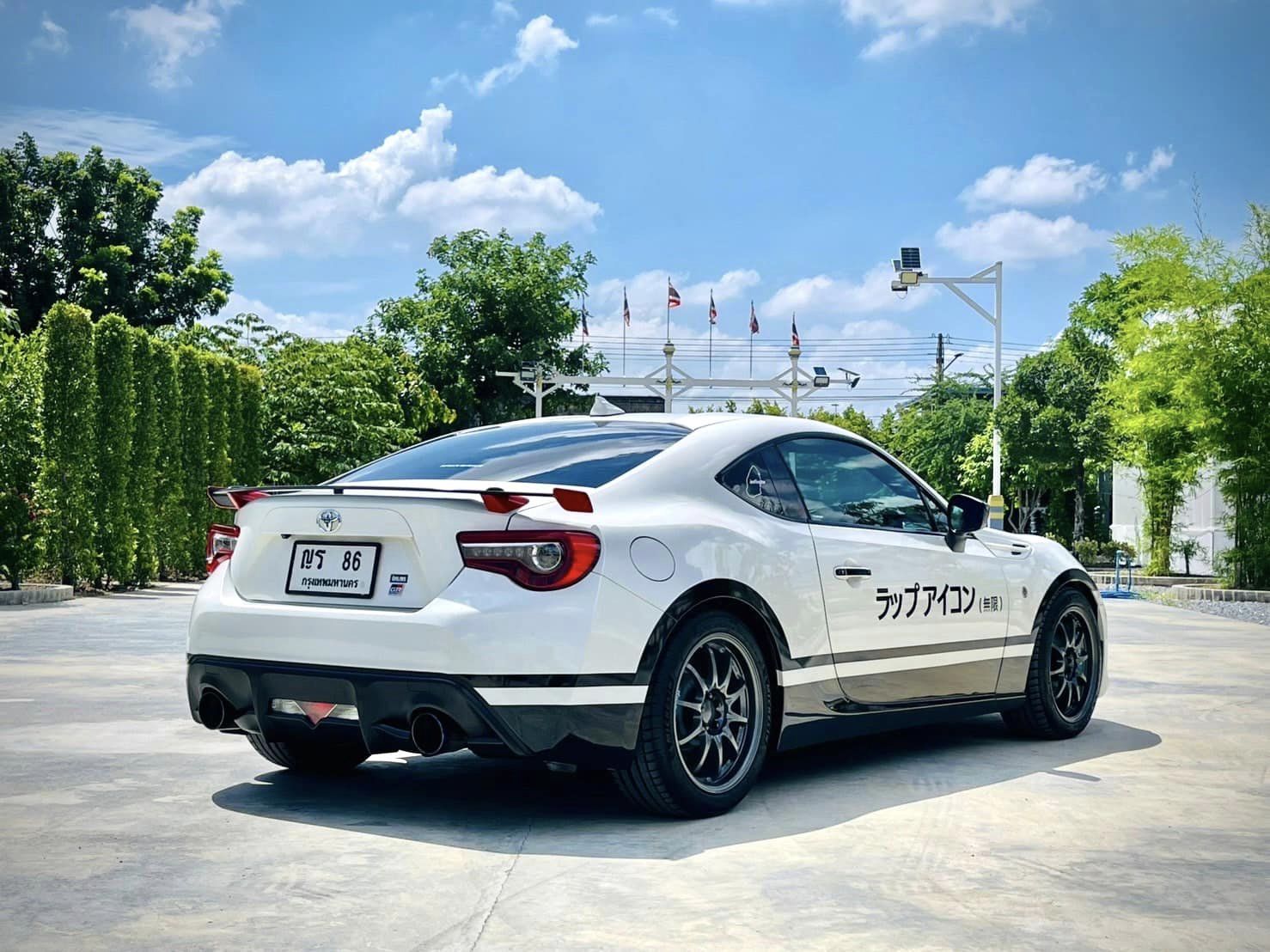 Toyota FT-86 คันที่สวยที่สุดในตลาด รถยนต์มือสอง แน่นอน คะ (รูปที่ 4)