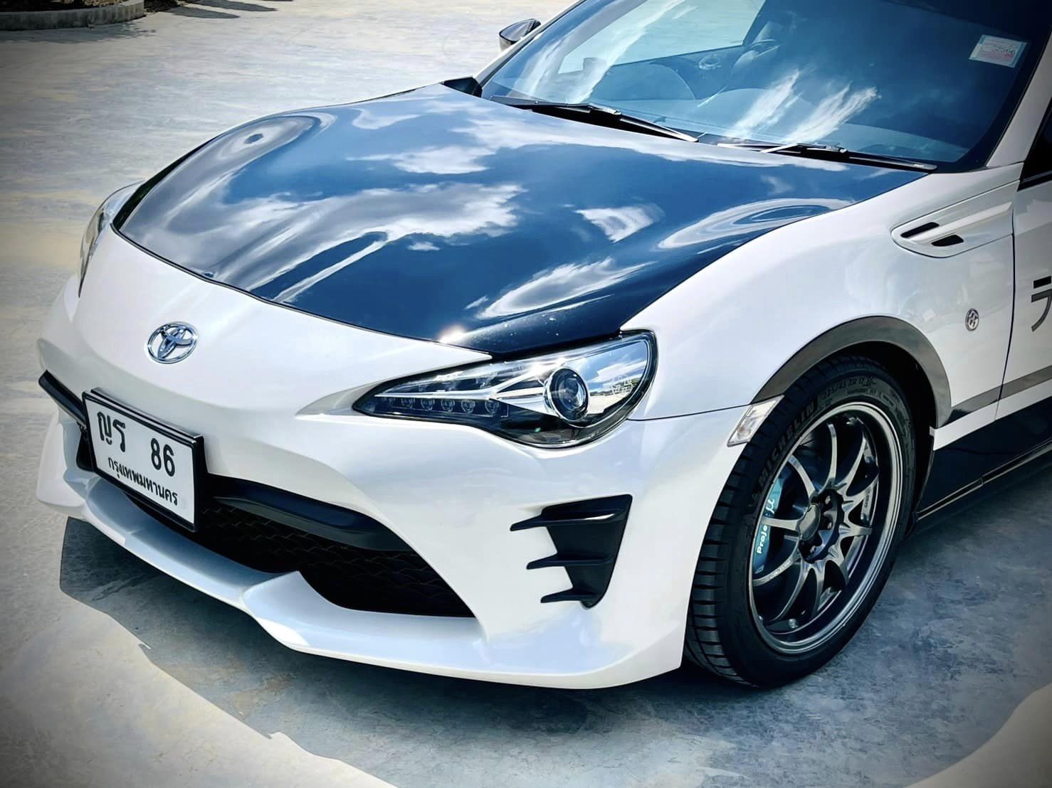 Toyota FT-86 คันที่สวยที่สุดในตลาด รถยนต์มือสอง แน่นอน คะ