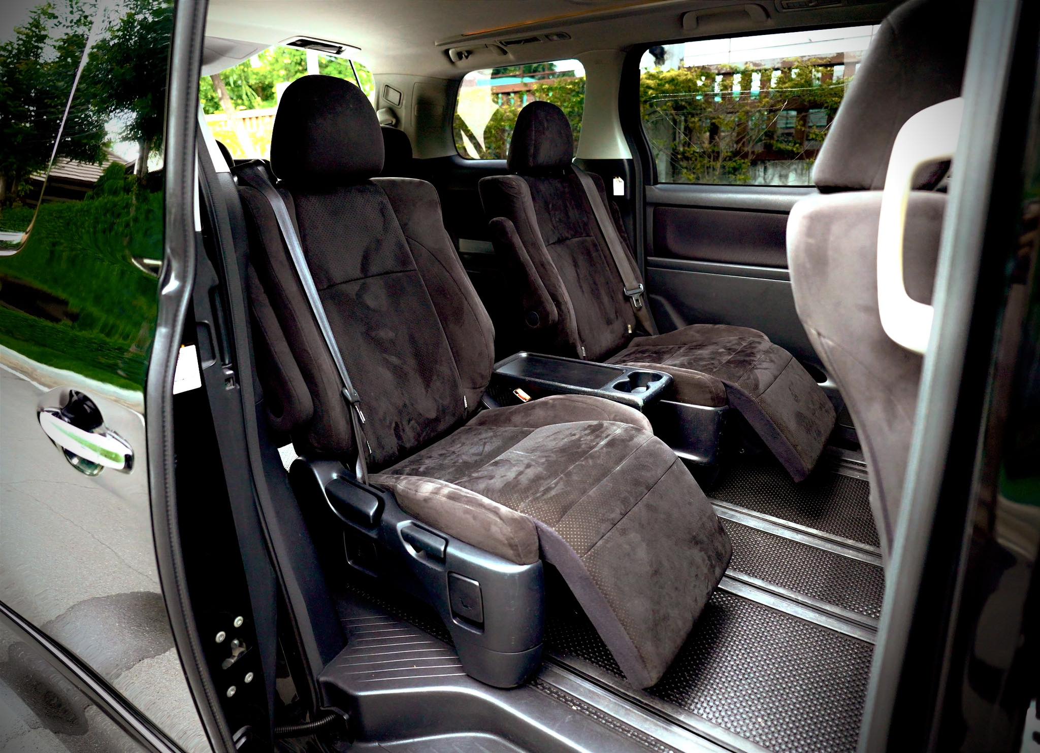 Toyota Vellfire Platinum ตัวหายาก มีมาให้จับจองแล้วจ้าาา (รูปที่ 26)