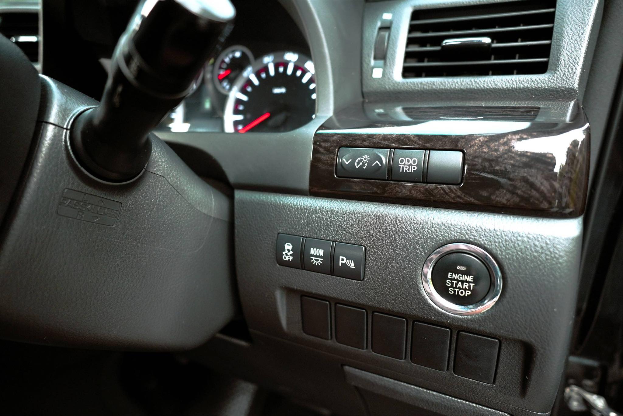 Toyota Vellfire Platinum ตัวหายาก มีมาให้จับจองแล้วจ้าาา (รูปที่ 24)