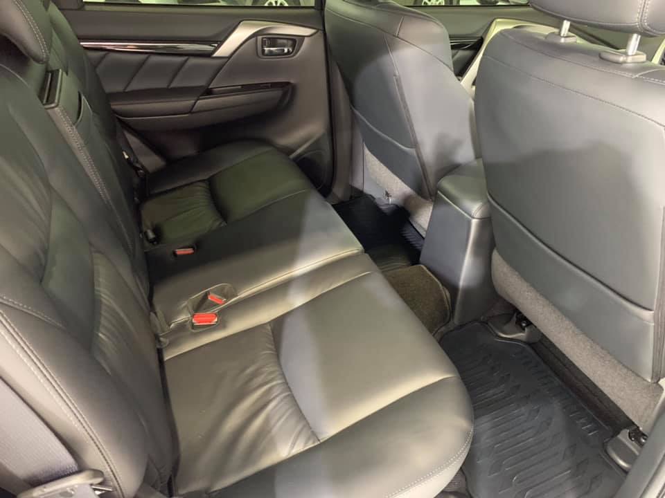 Mitsubishi Pajero Sport ปี 2017 สีดำ (รูปที่ 8)