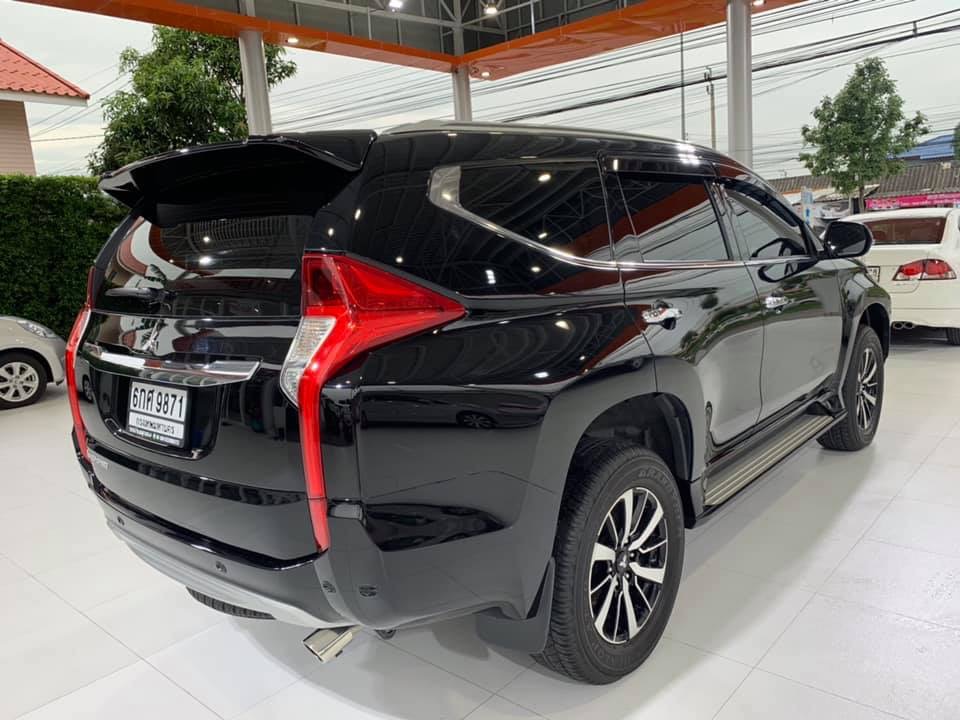 Mitsubishi Pajero Sport ปี 2017 สีดำ (รูปที่ 6)
