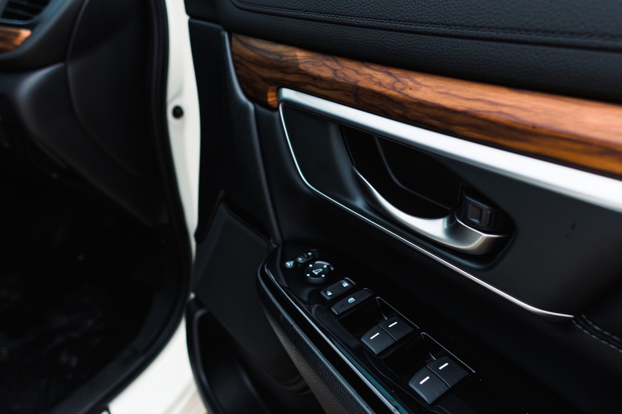 2019 Honda CR-V สีขาว (รูปที่ 10)