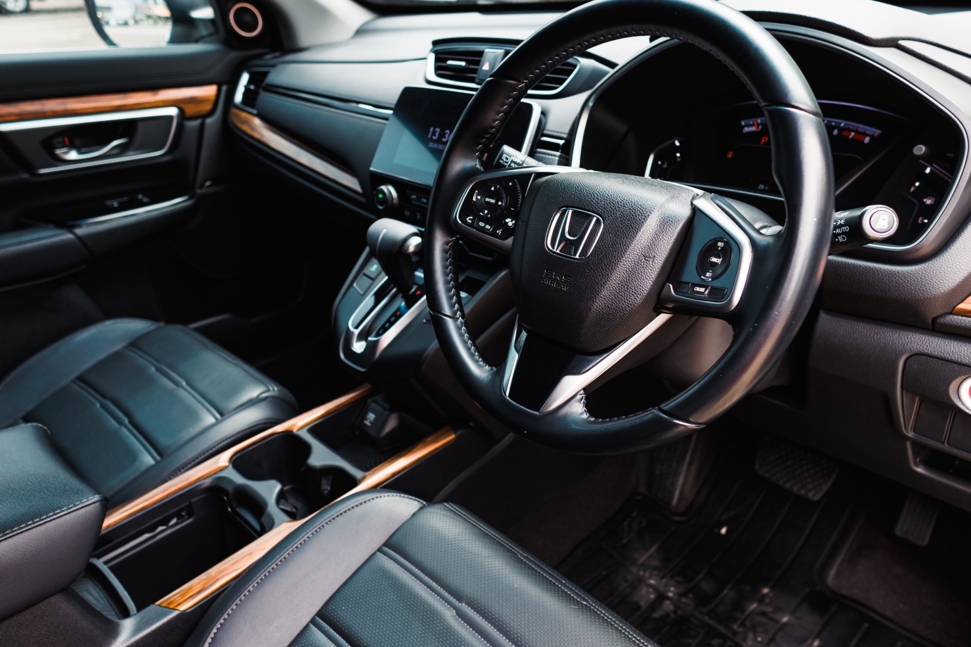 2019 Honda CR-V สีขาว (รูปที่ 11)