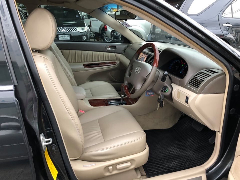 Toyota Camry ปี 2004 สีดำ (รูปที่ 9)