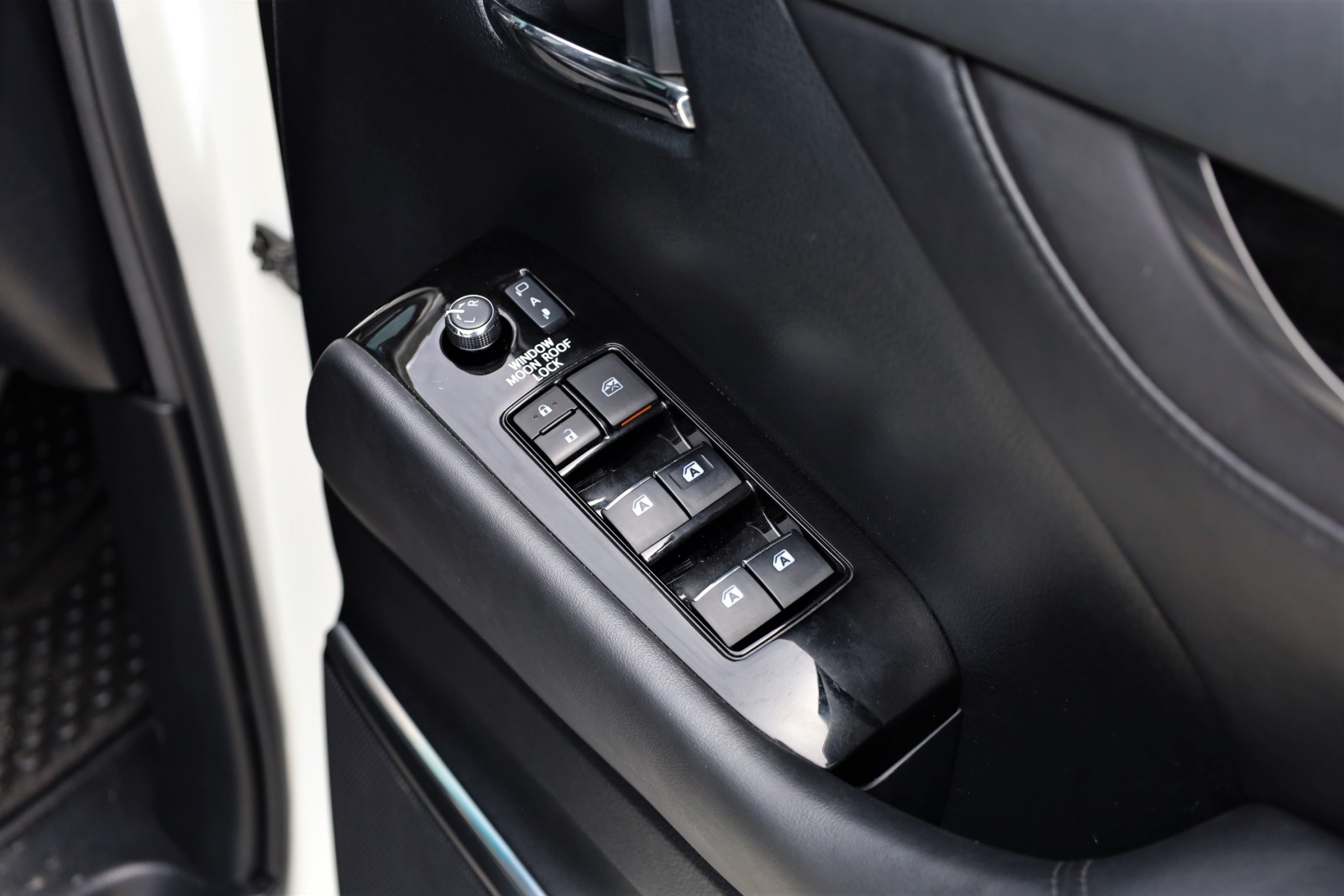2019 TOYOTA VELLFIER 2.5V auto ไมล์แท้ 98xxx km. รถสวย ตรงปก (รูปที่ 18)
