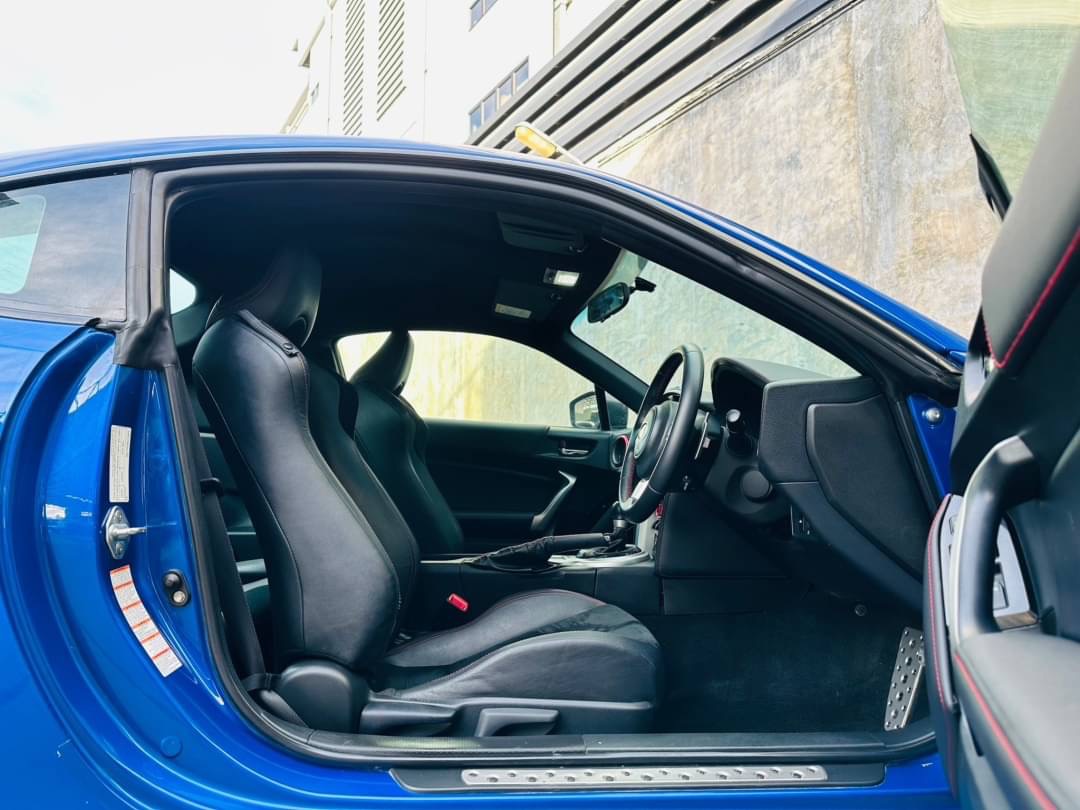 2019 Subaru BRZ สีน้ำเงิน (รูปที่ 9)