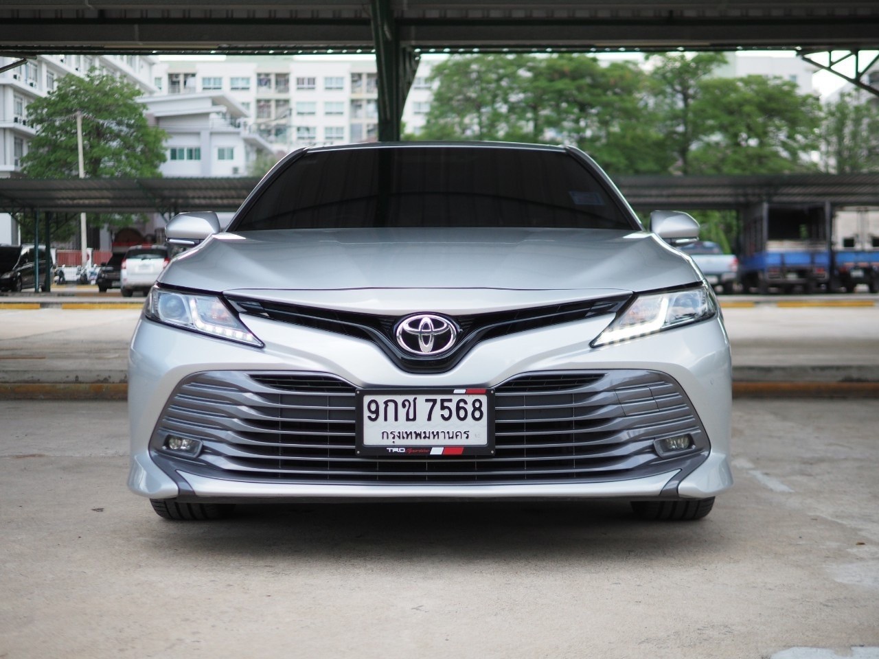 2019 Toyota Camry สีเทา