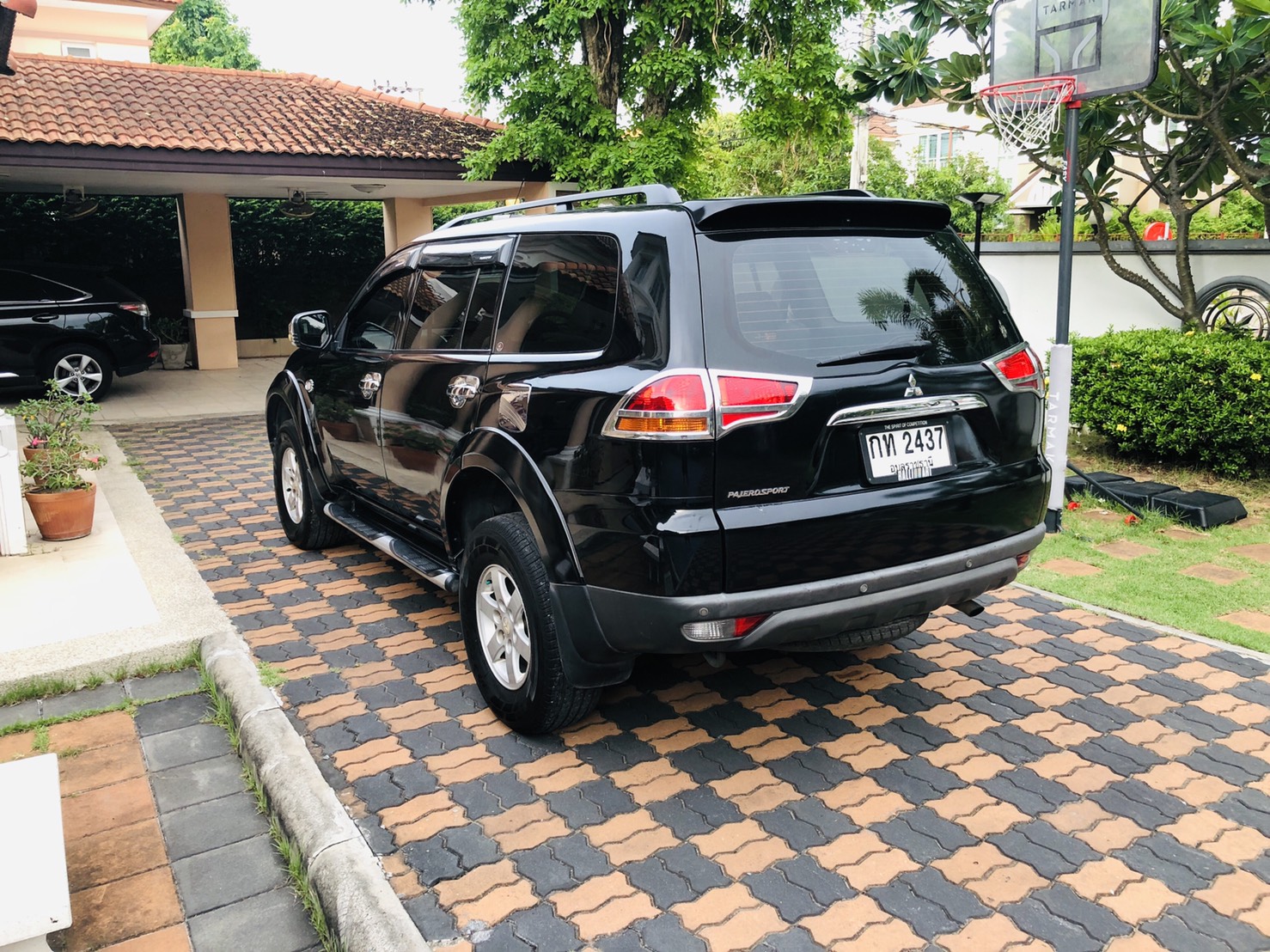 2010 MITSUBISHI PAJERO SPORT 2.5 GT auto ฟรีดาวน์