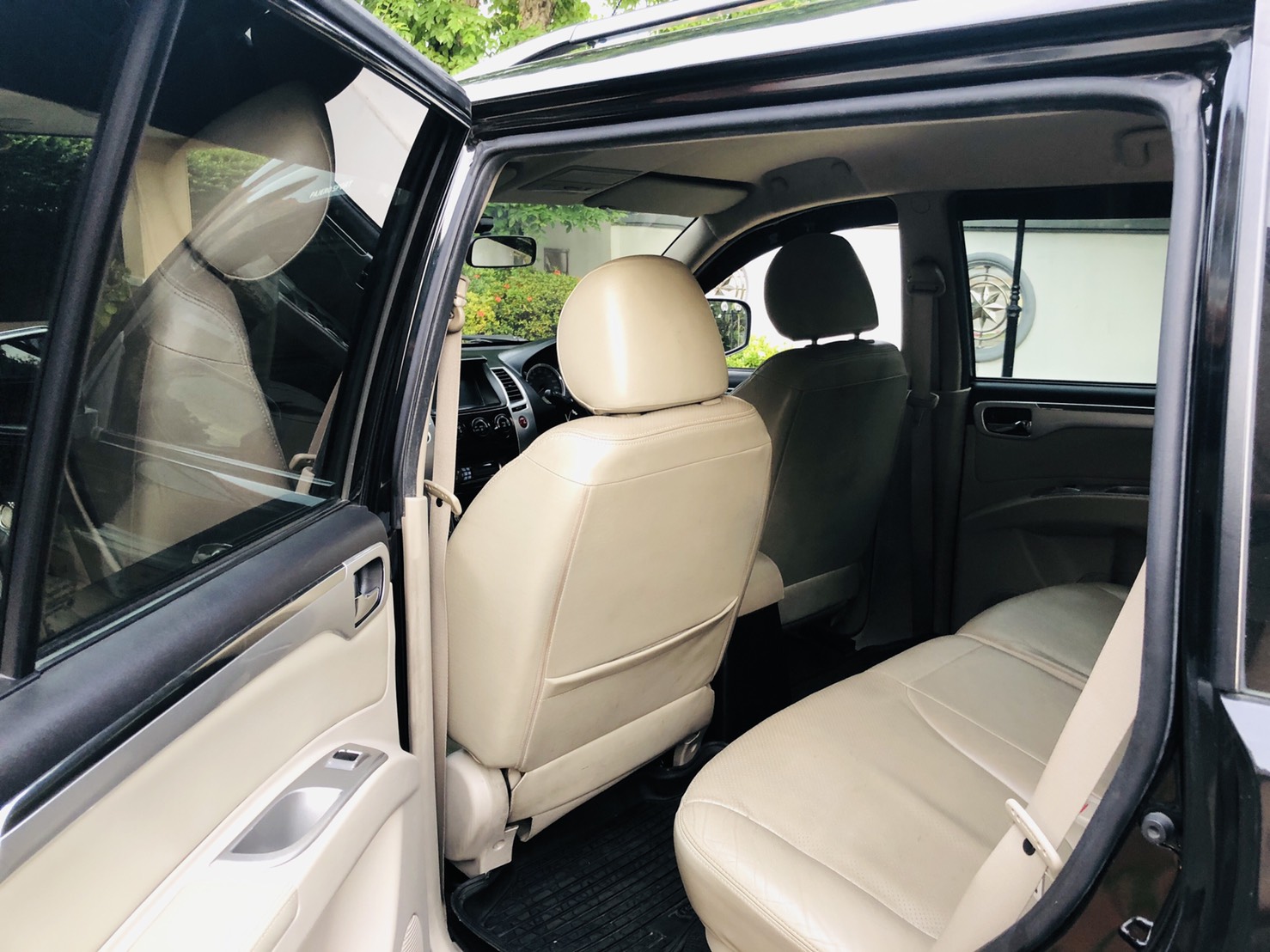2010 MITSUBISHI PAJERO SPORT 2.5 GT auto ฟรีดาวน์ (รูปที่ 7)